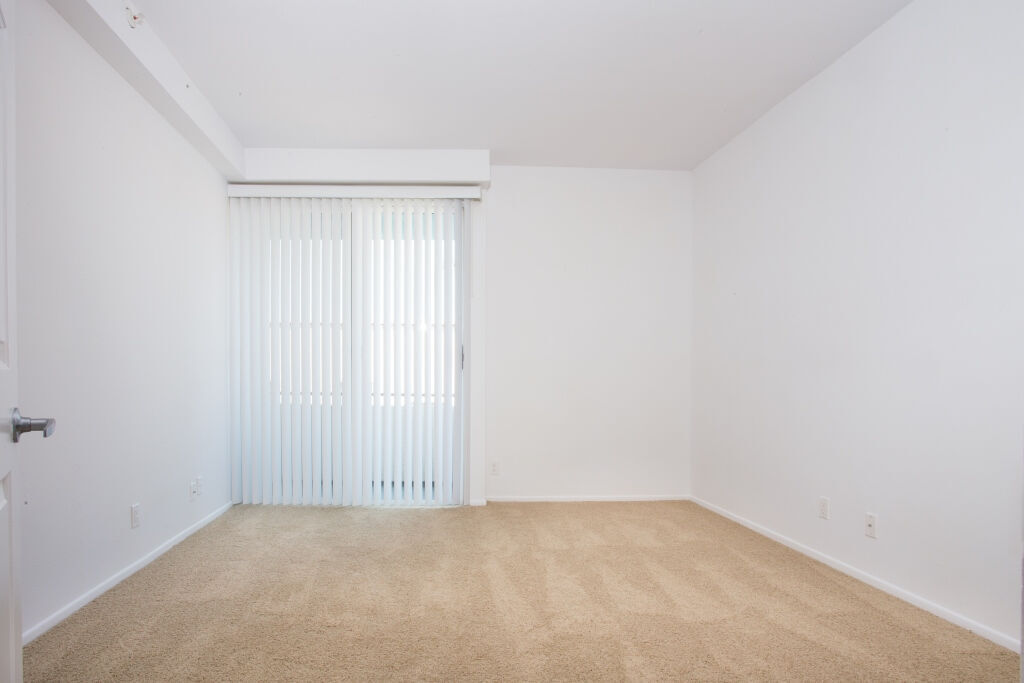 5119 Maplewood Image 14