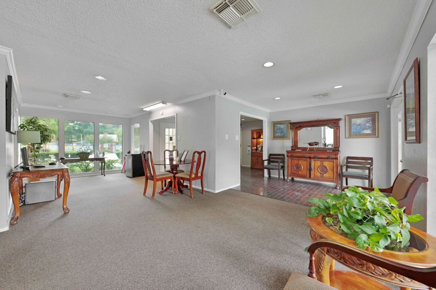 Inwood Grove Image 20