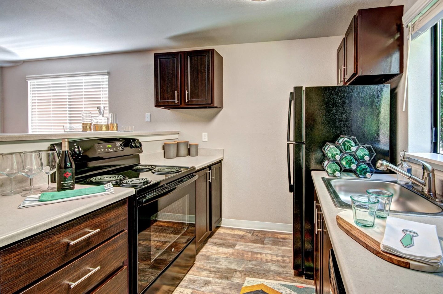Brackett Apartments Image 15