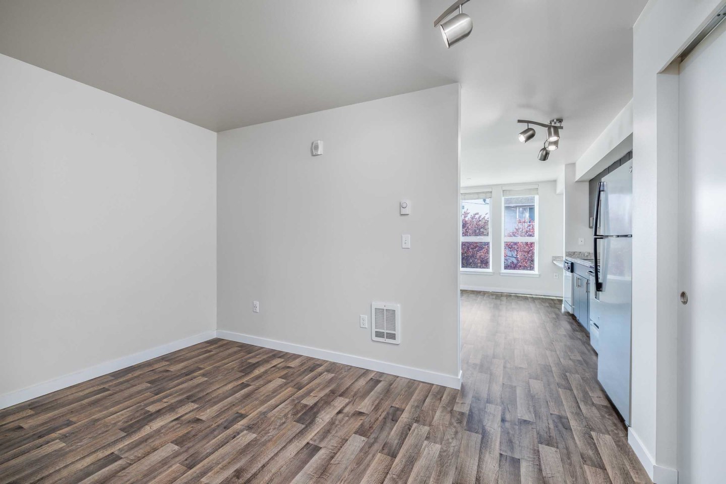 Harlow Heights Image 6