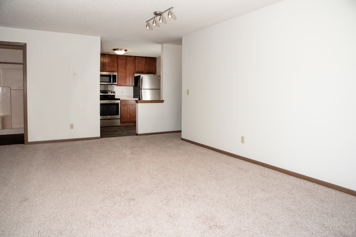 Greystone Heights Image 16
