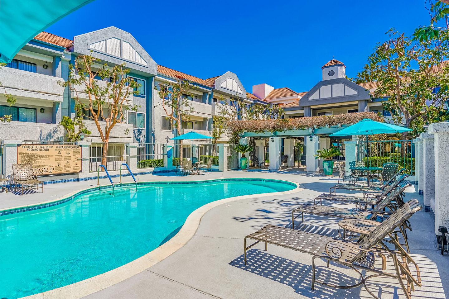 Casa Grande Senior Apartments - Senior Housing Image 3