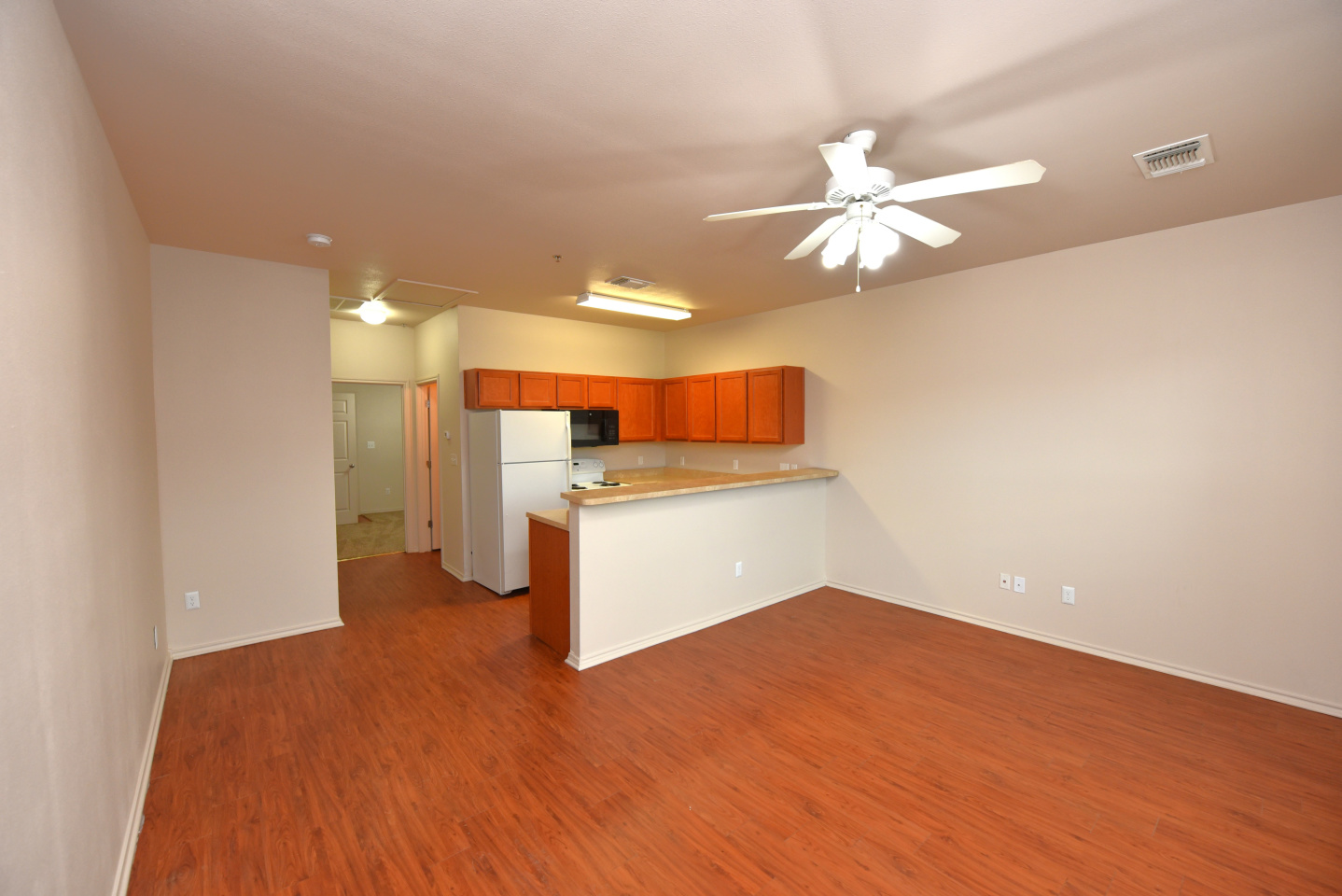 Chilton Village Apartments Image 3