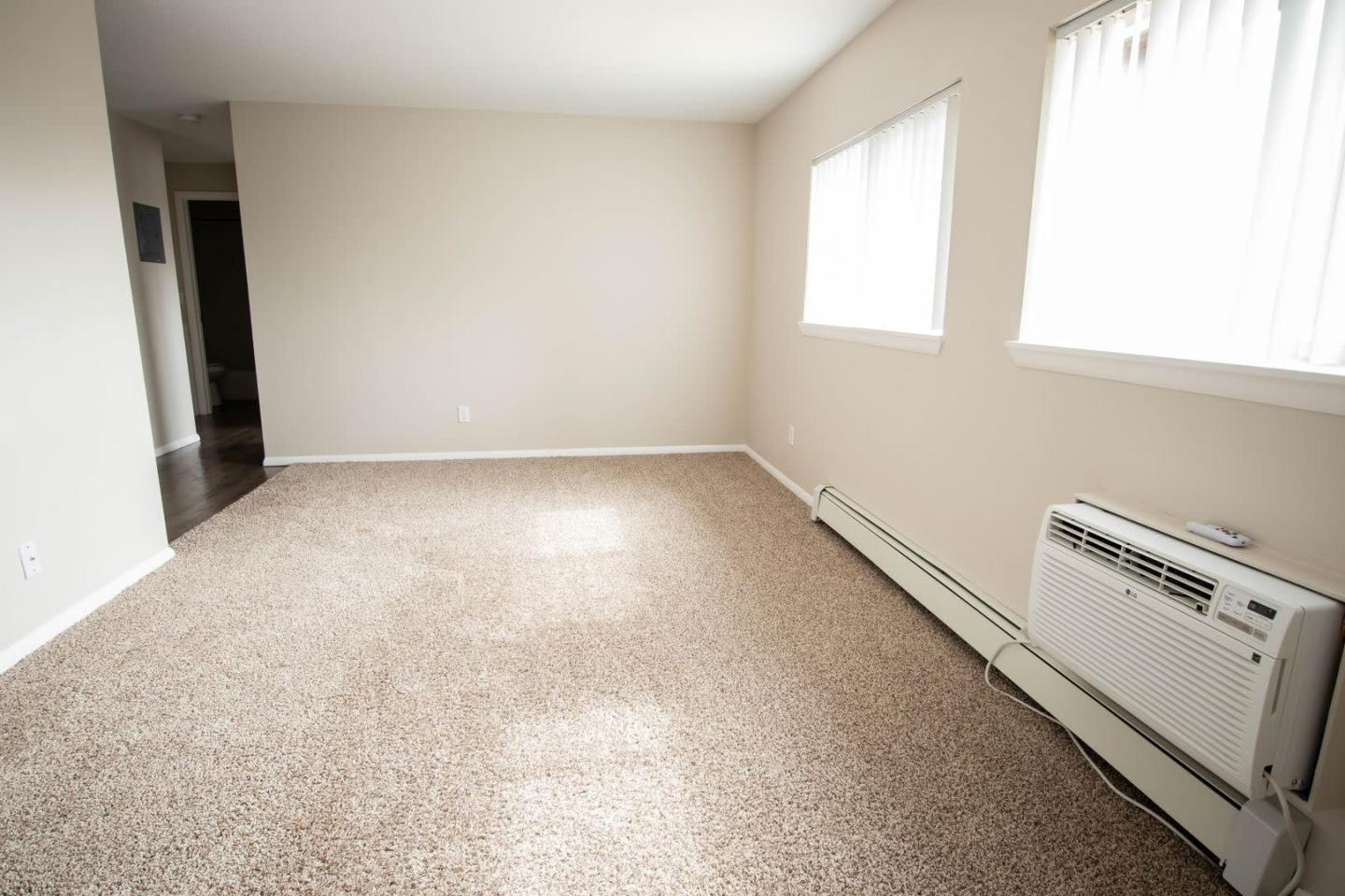Lamar Village Apartments Image 14