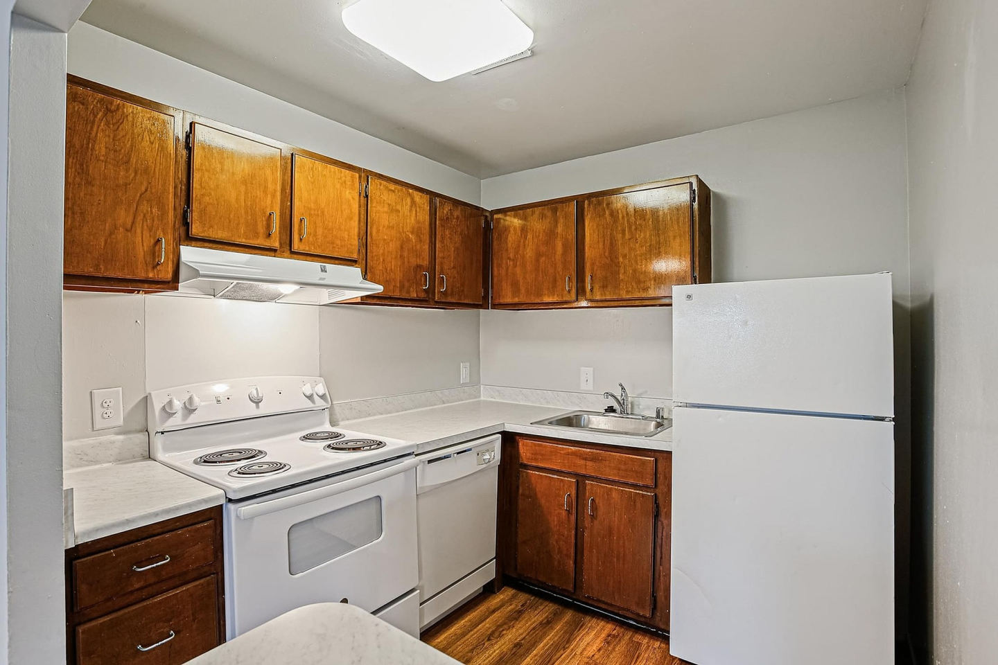 Meadow Creek Apartments Image 6