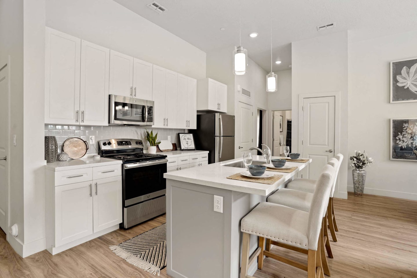 200 City View Image 61