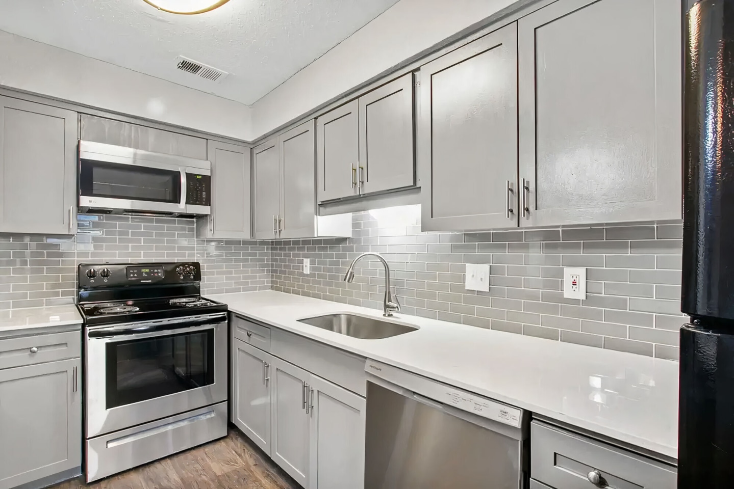 Parkwyn Townhomes Image 2