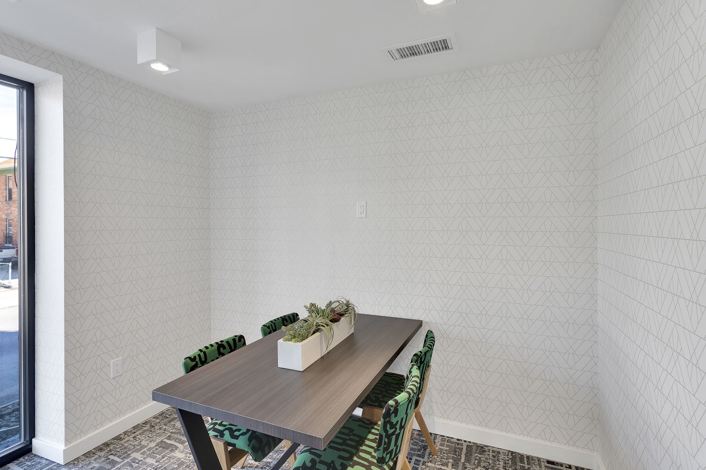1280 Lafayette Image 18