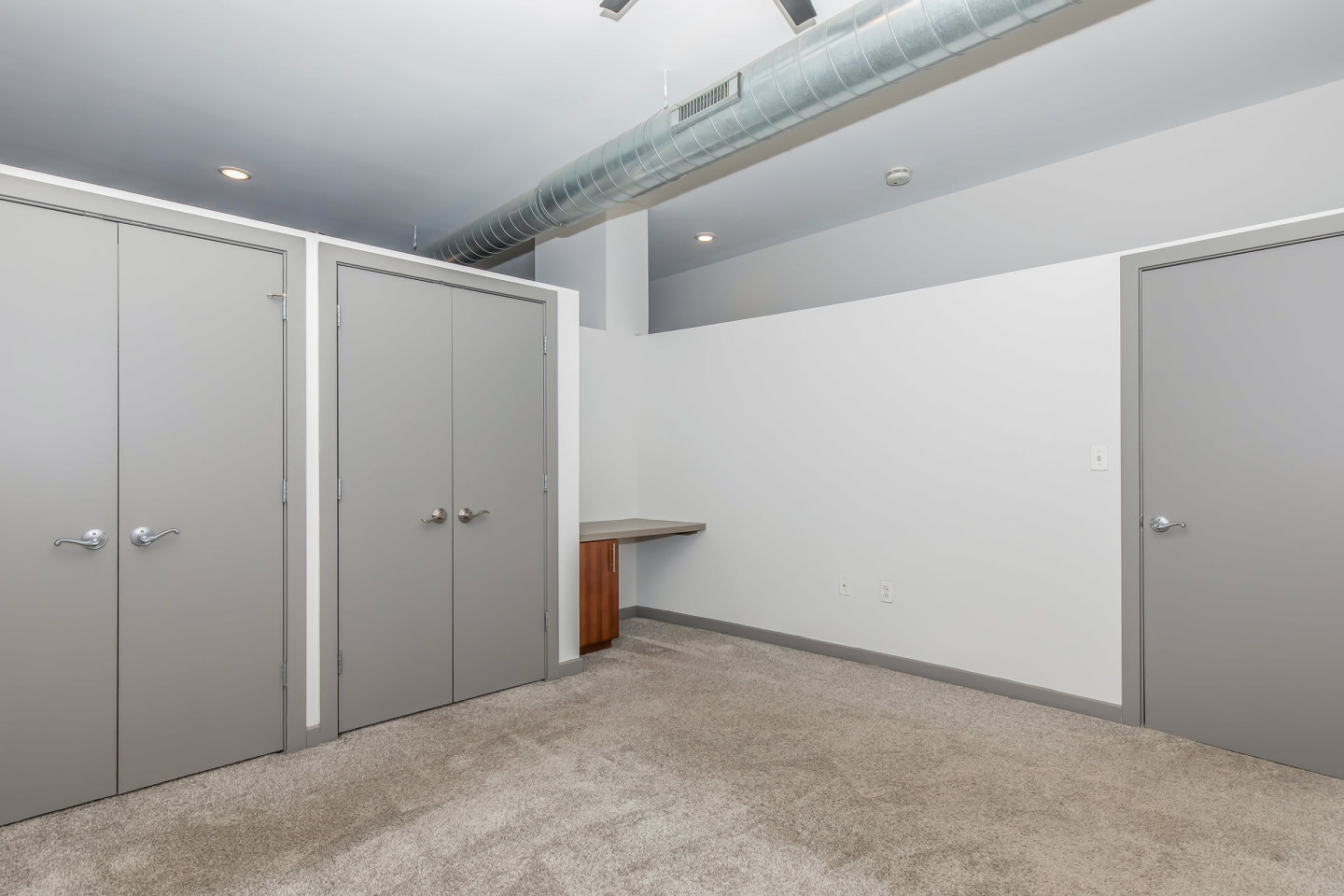 Lofts at Forest Park Image 36