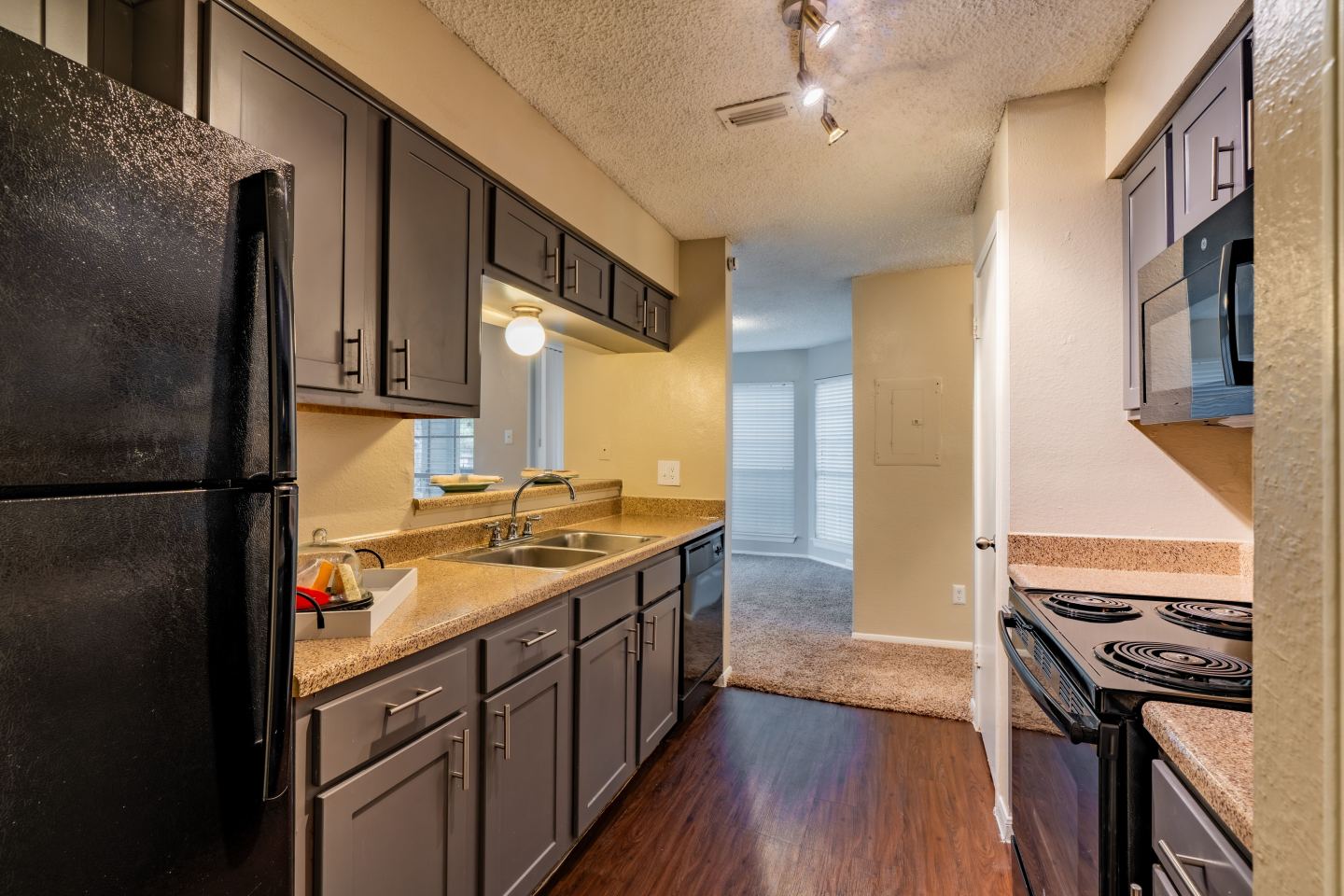 Oak Bend Place Image 19