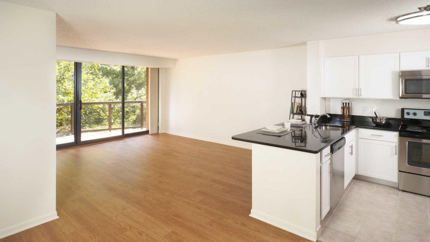 2501 Porter Image 17