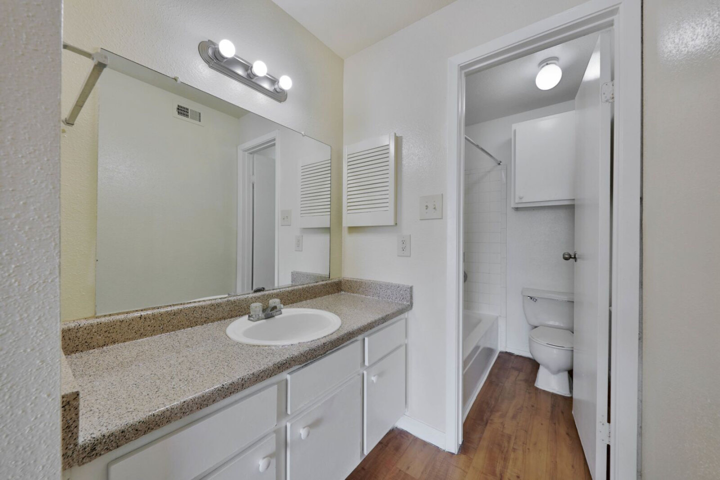 Inwood Grove Image 22