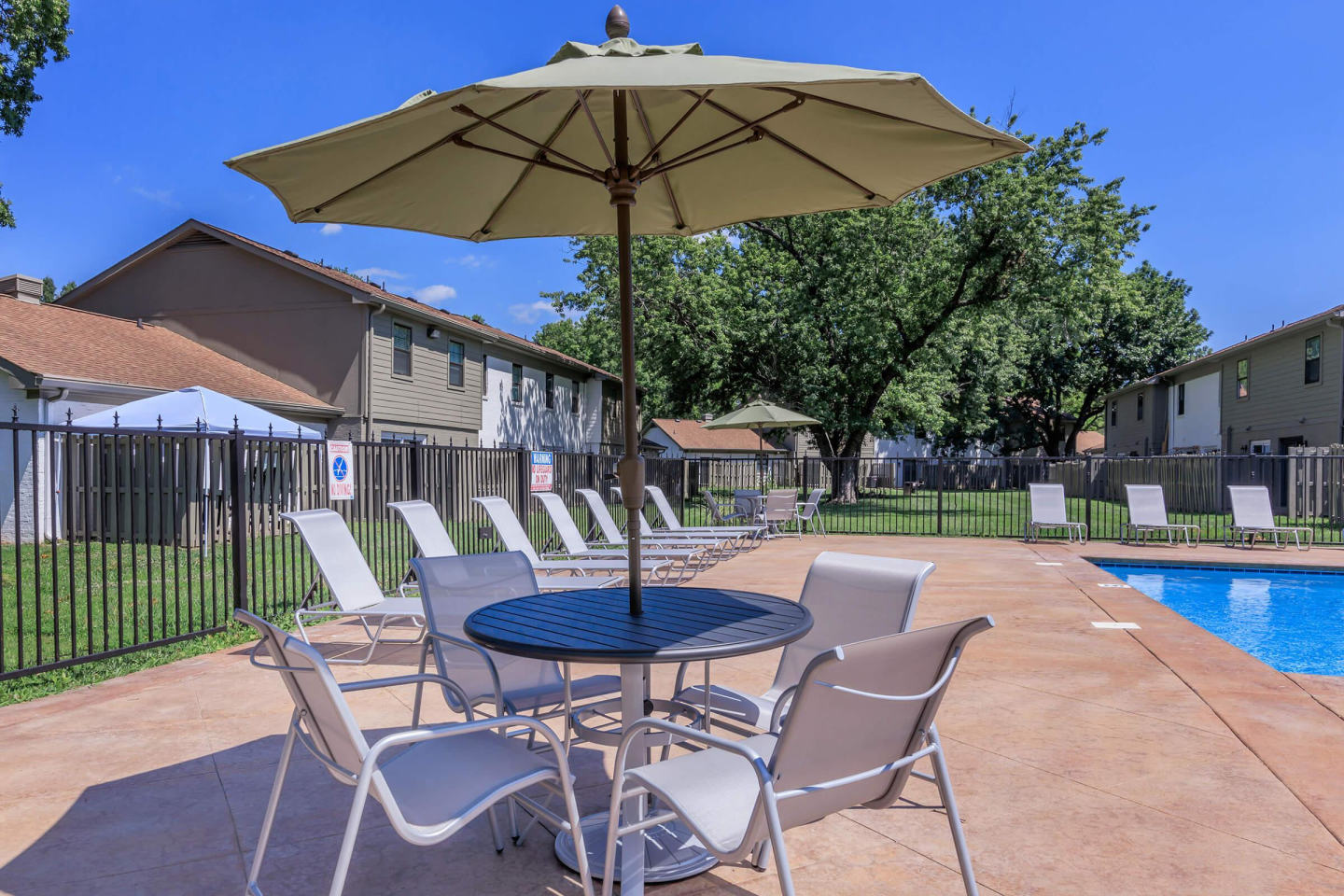 Colony House Image 32