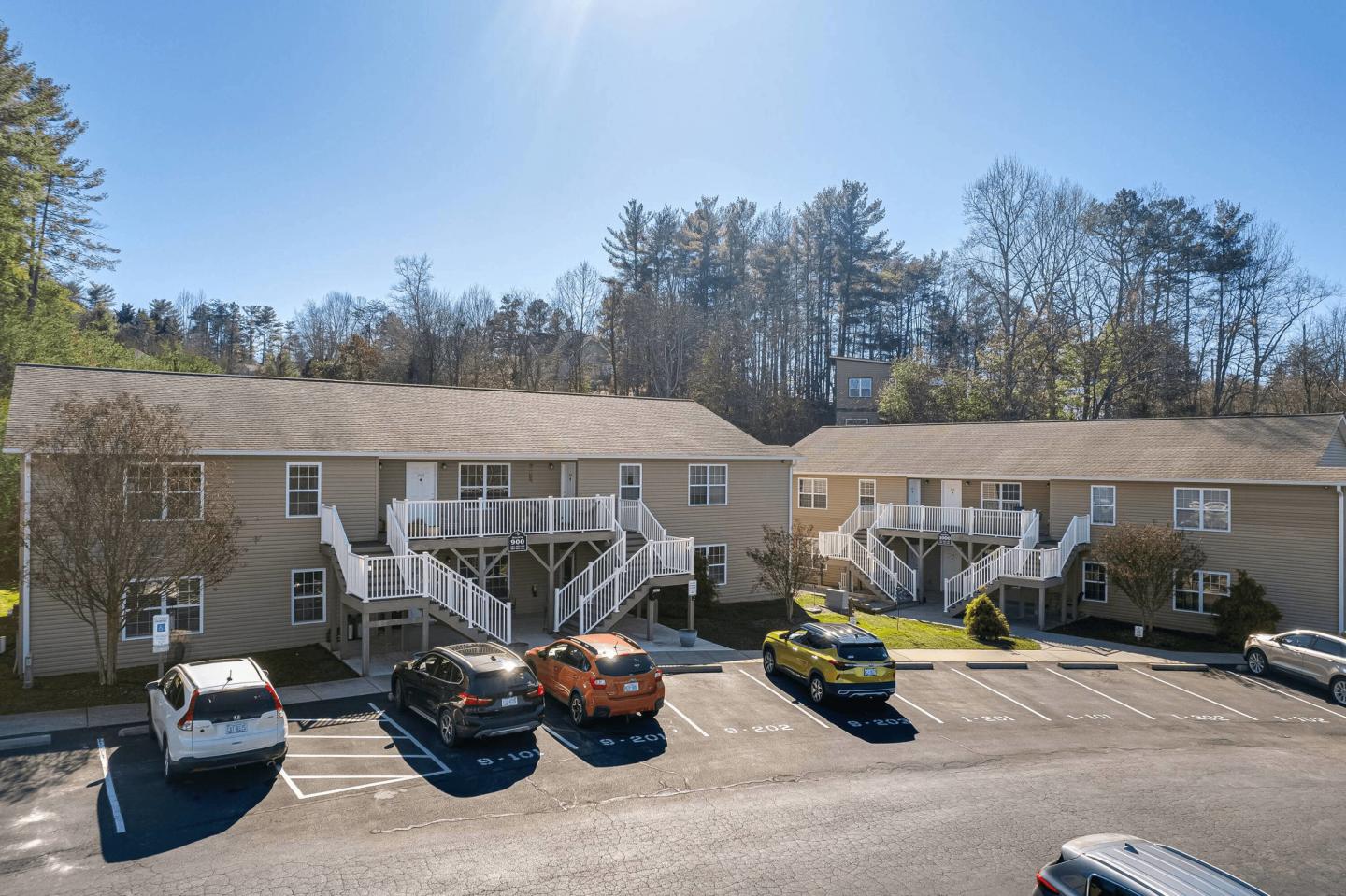 Creekside at Weaverville Image 16