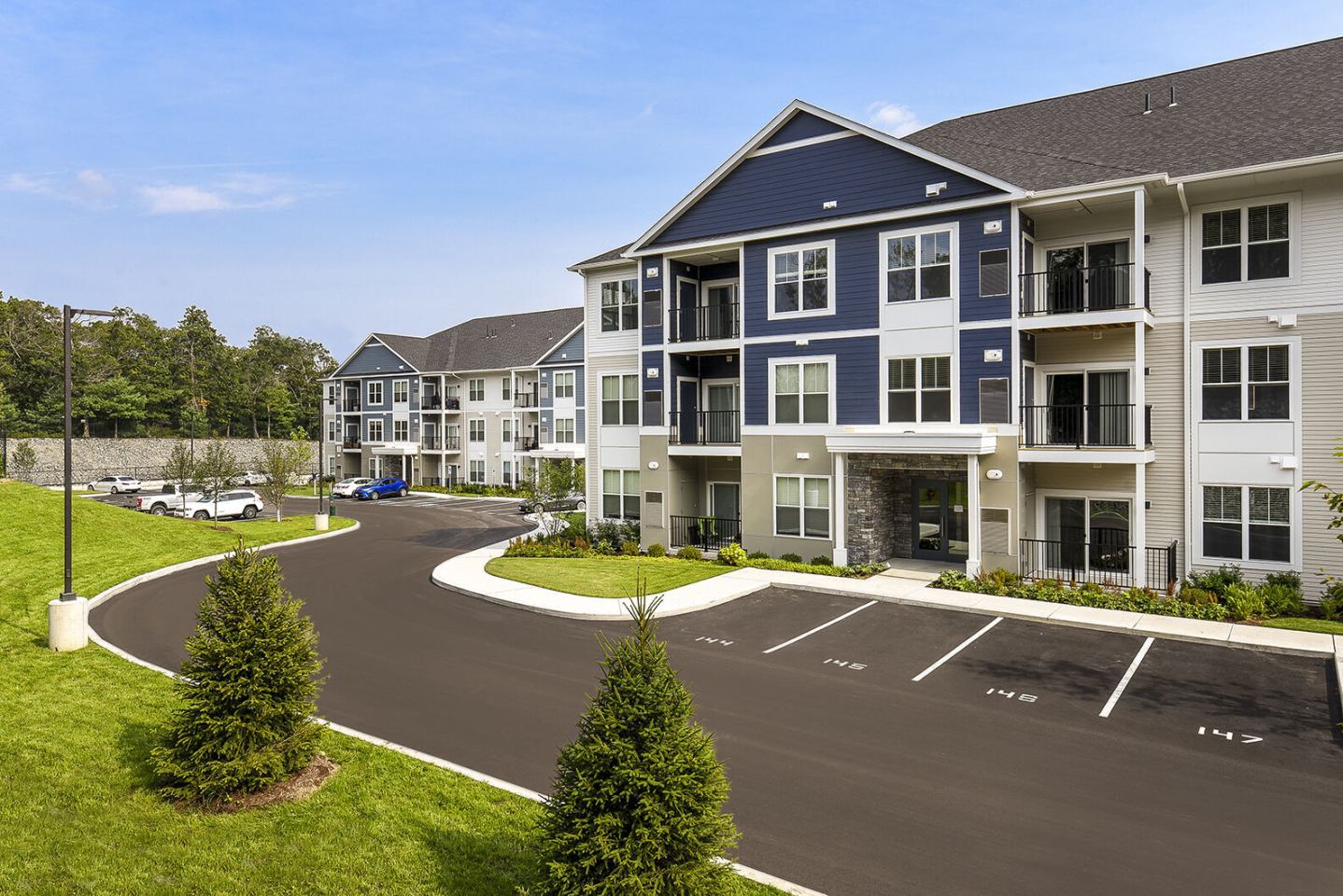 J Woburn Heights Image 16