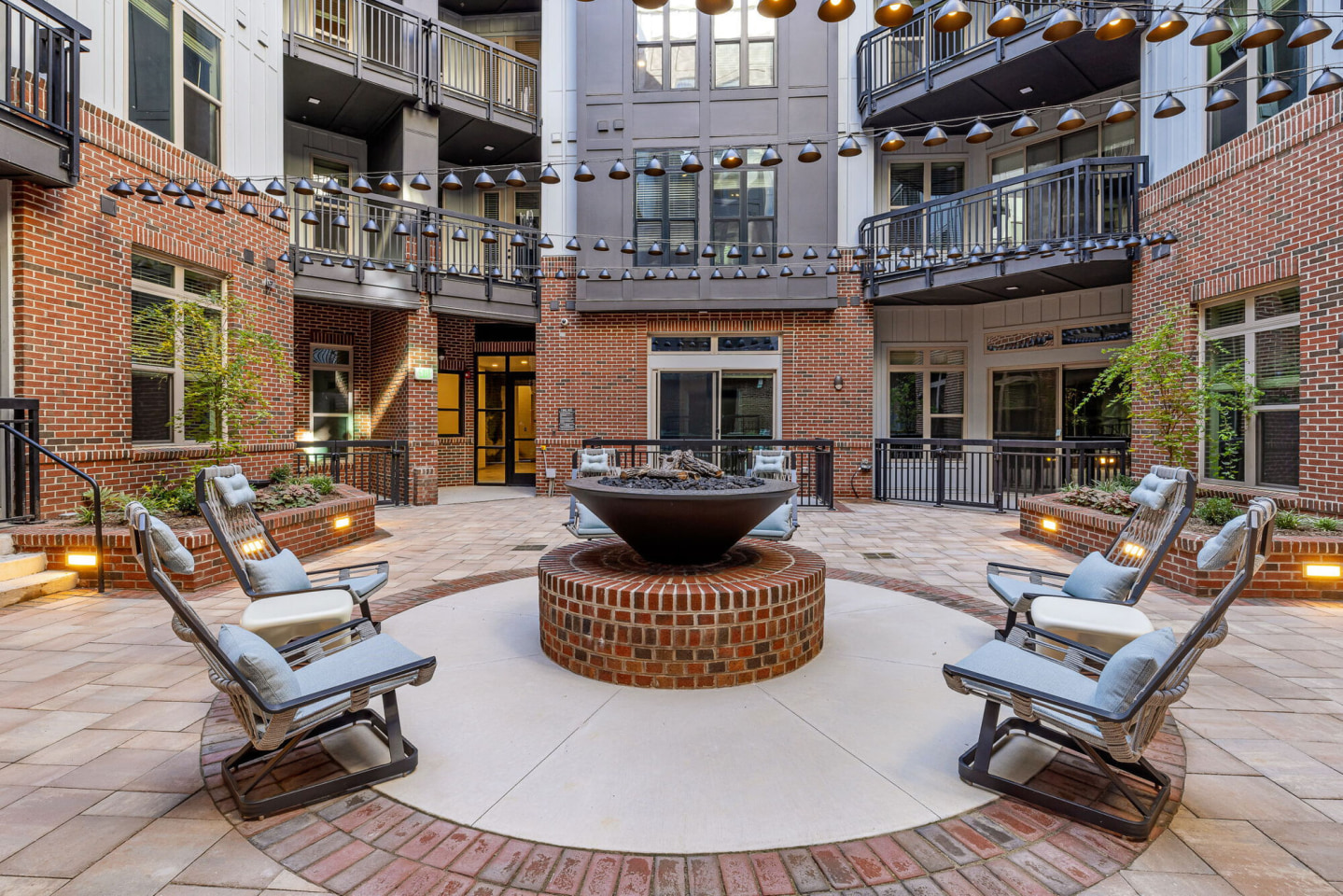 The Artreaux Apartments and Townhomes Image 40