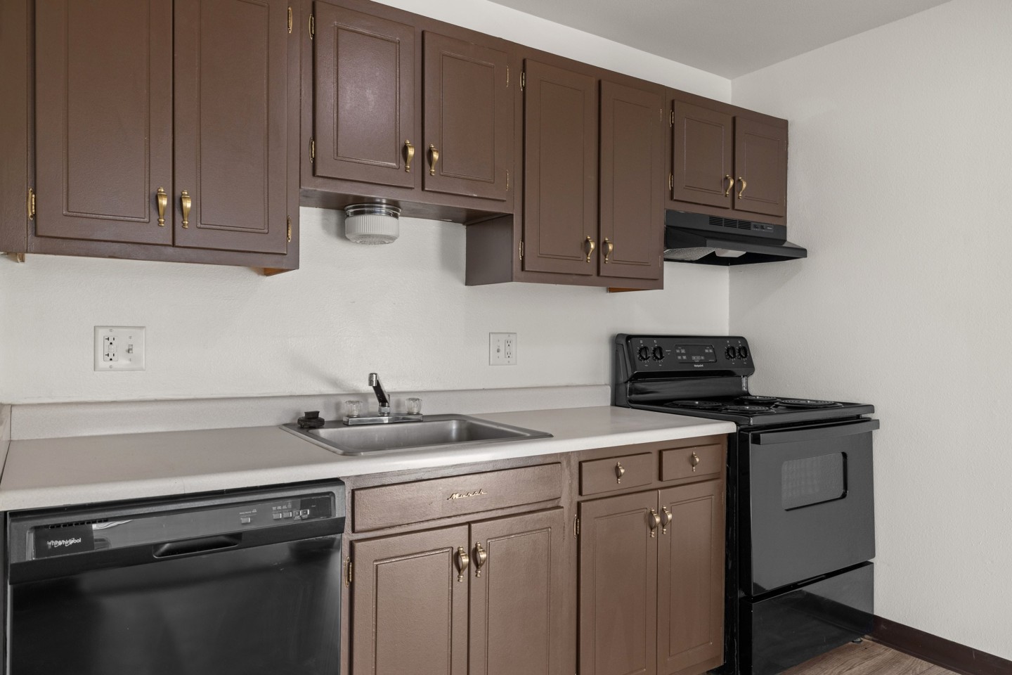 Conquistador Apartments Image 13
