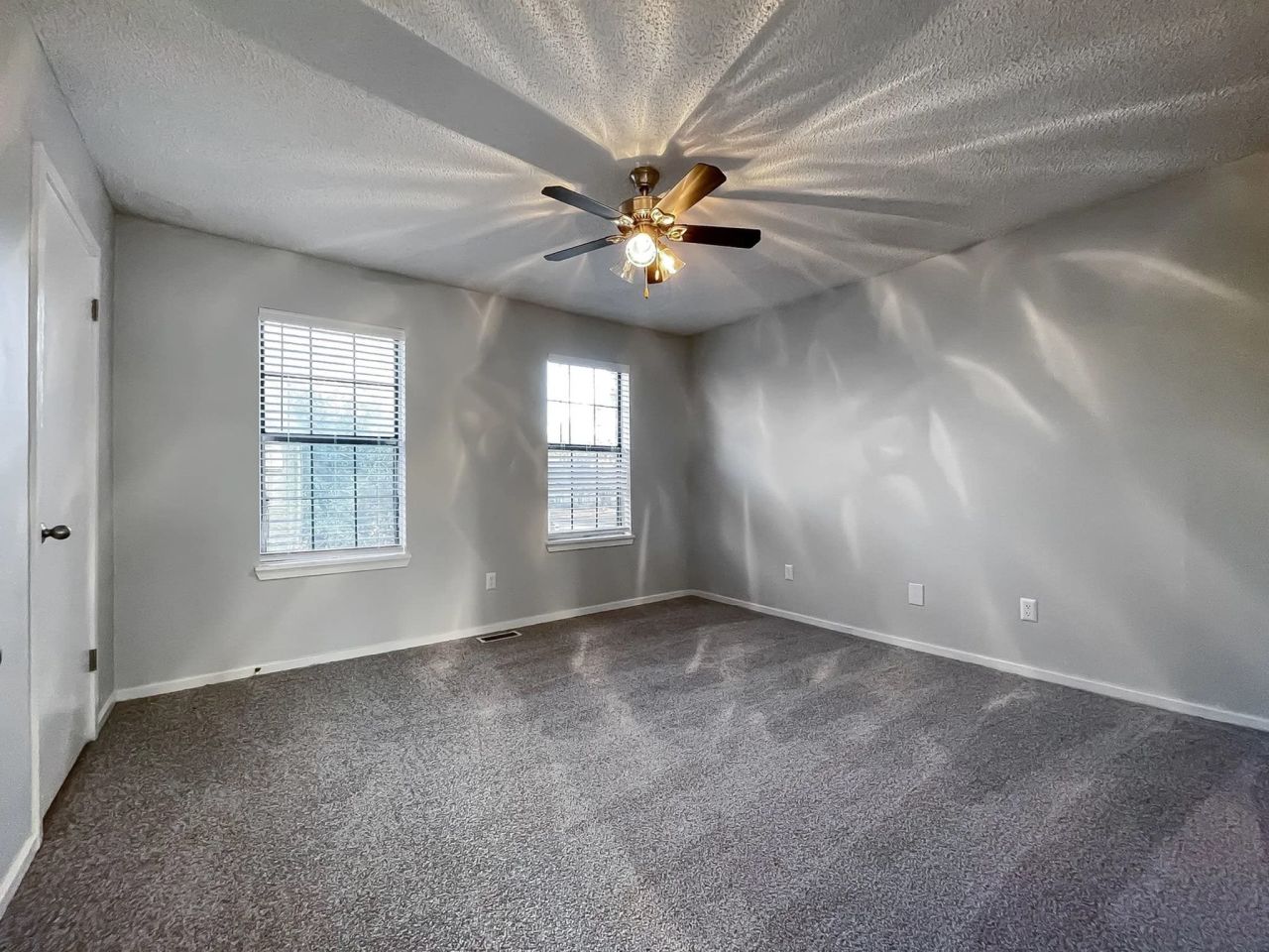 Plantation Flats Image 21