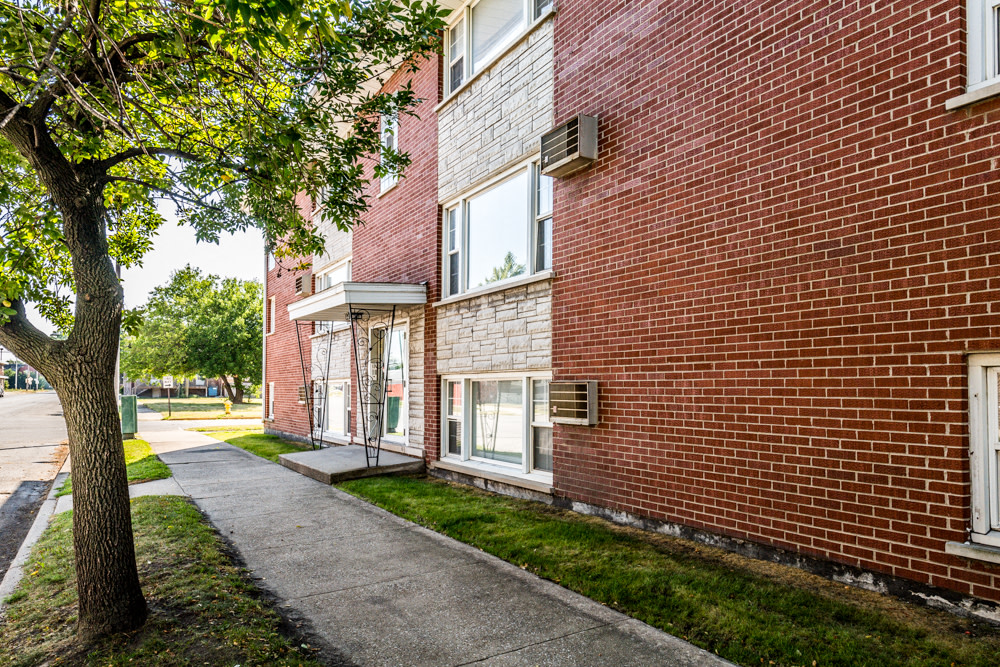 101 Memorial Drive Image 2