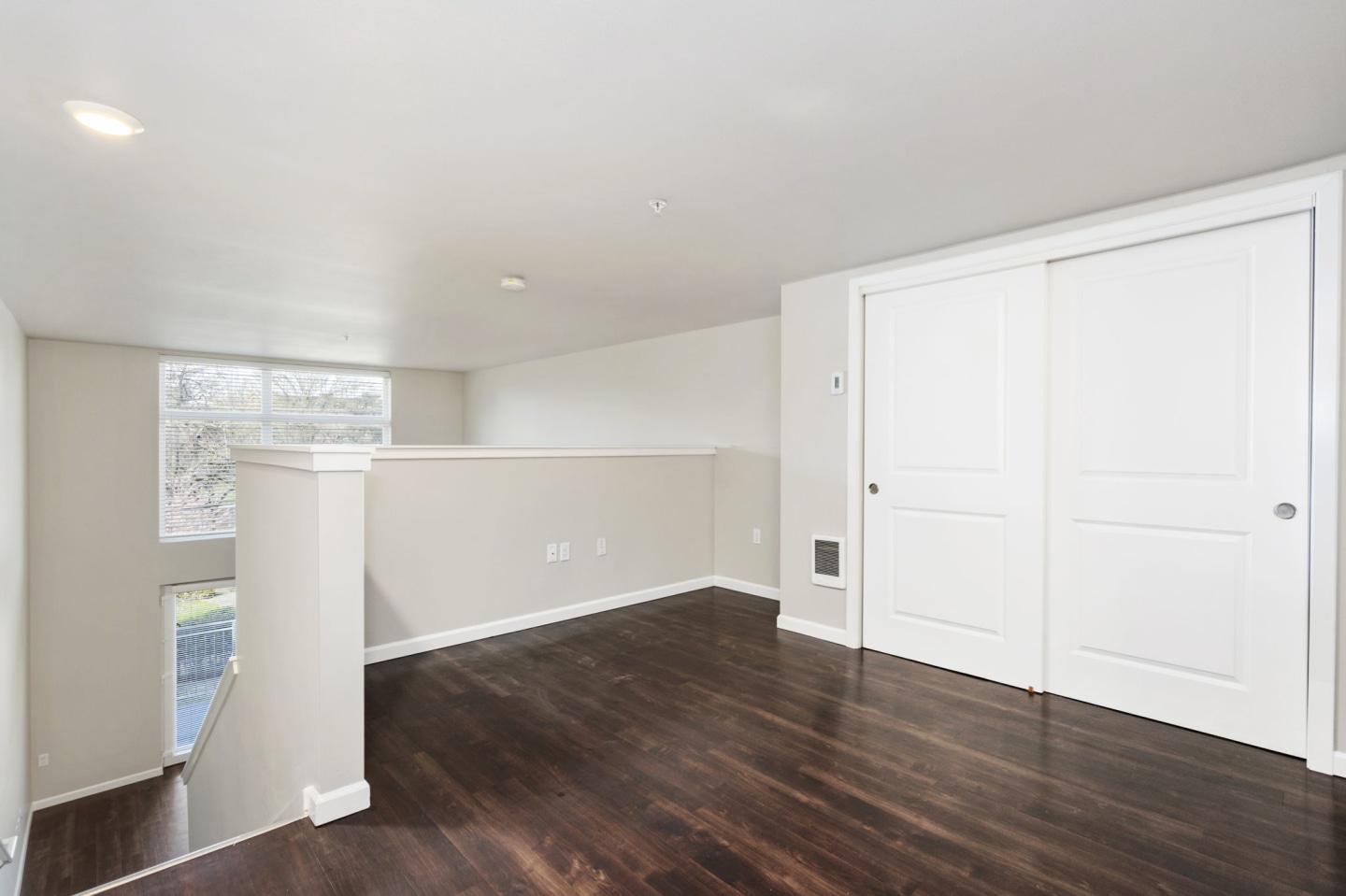 1711 Apartments Image 18