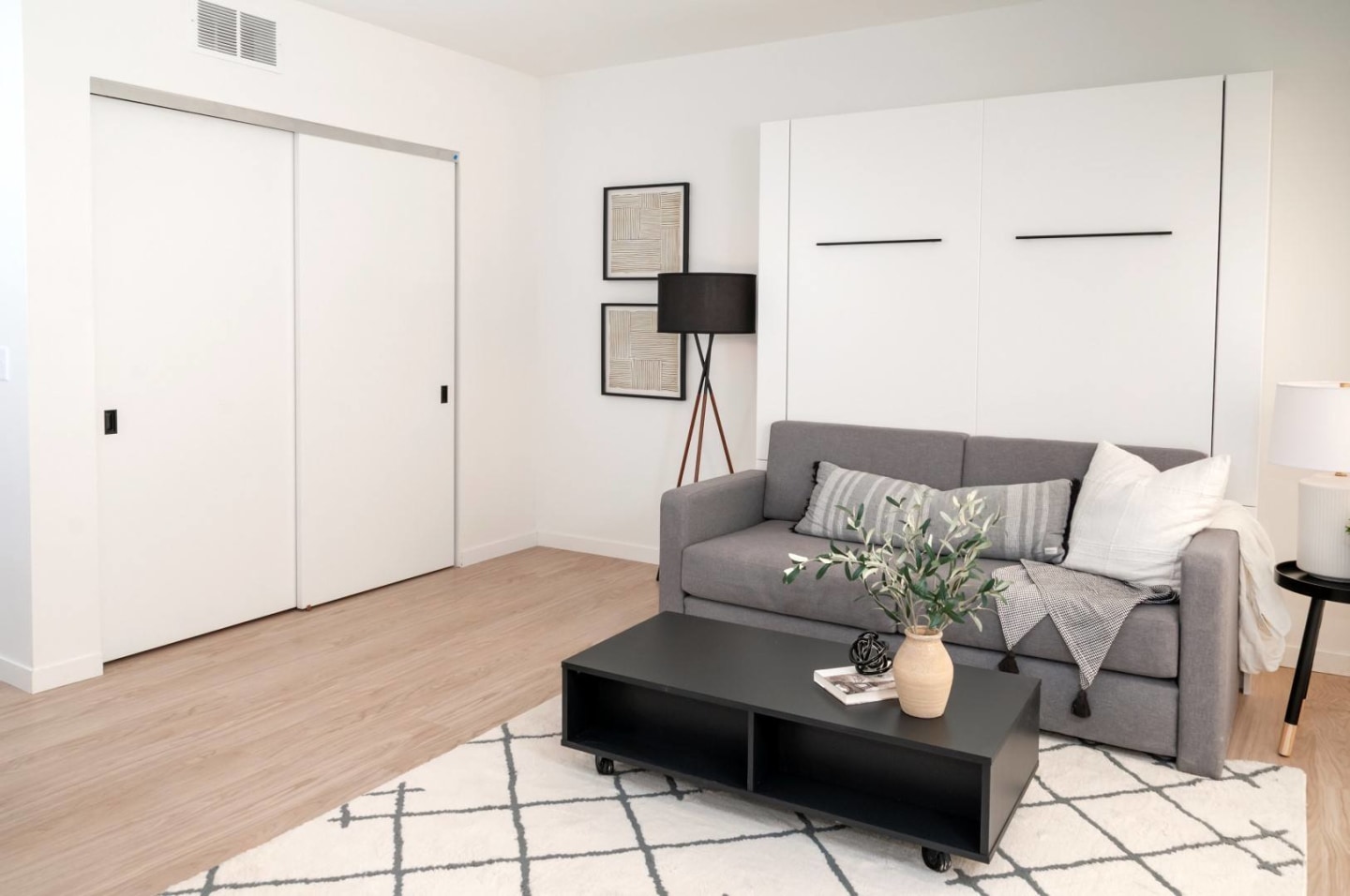 City Line Apartments Image 46