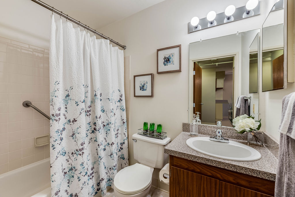 Westhaven Manor - Senior Living Image 7