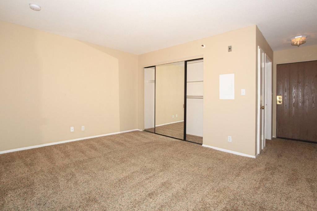 Savoy West Apartments Image 35