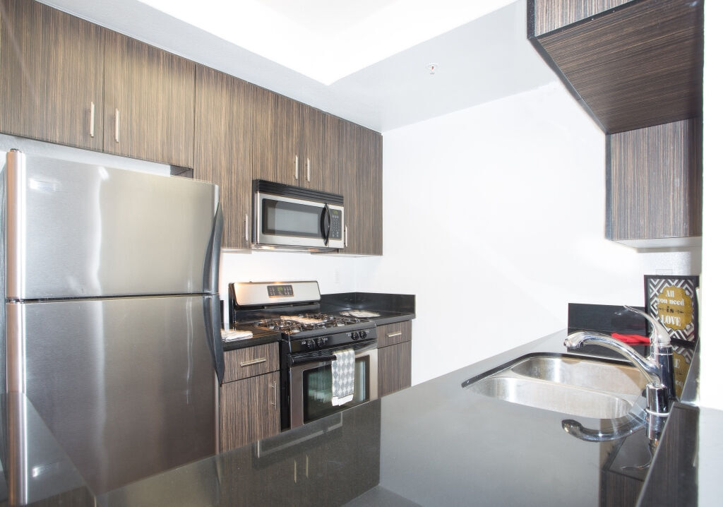 5119 Maplewood Image 3
