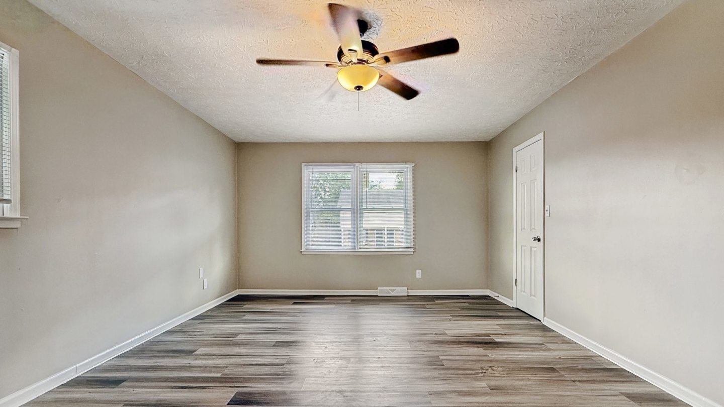 Holly Hills Image 29