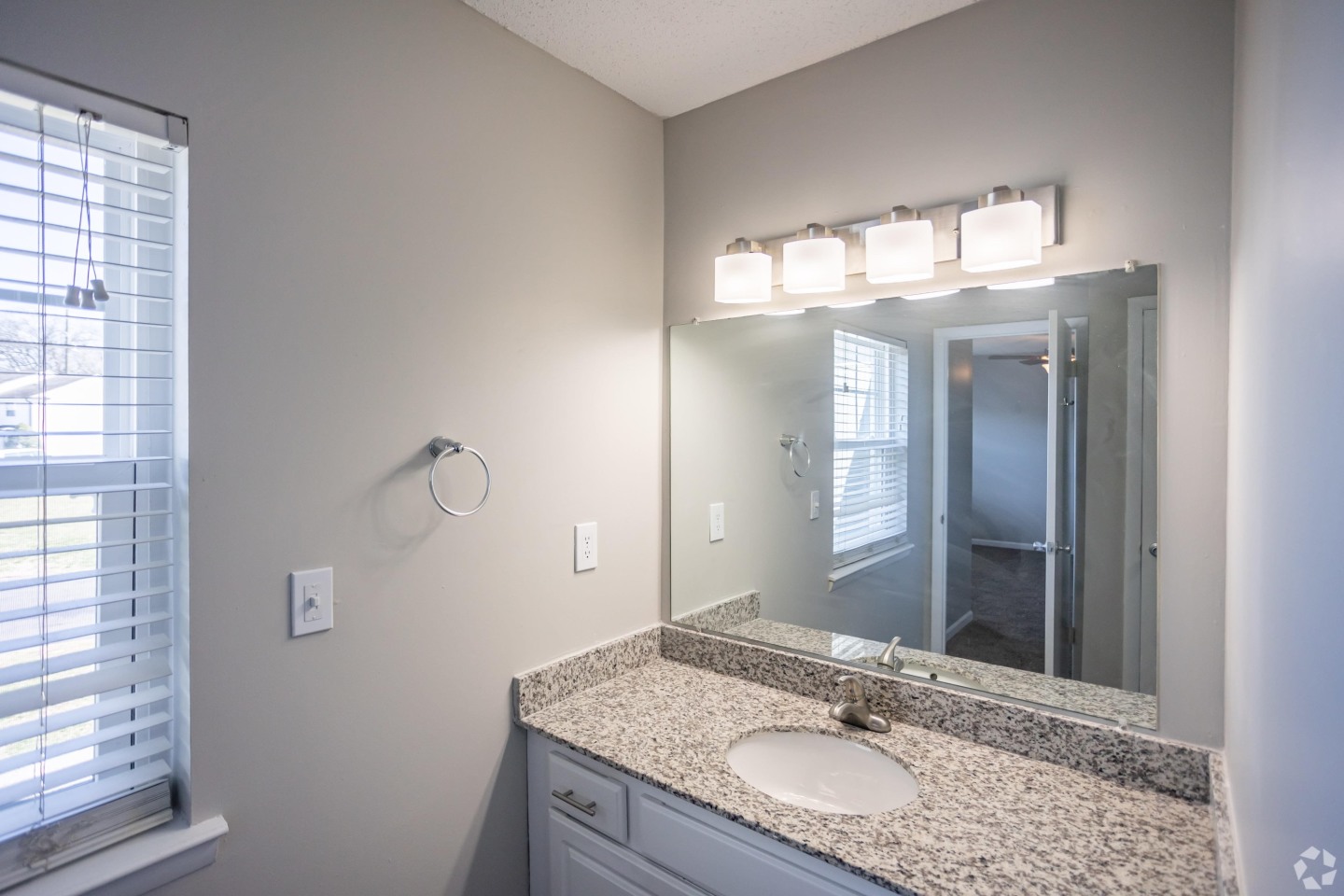 Marina Pointe Image 15