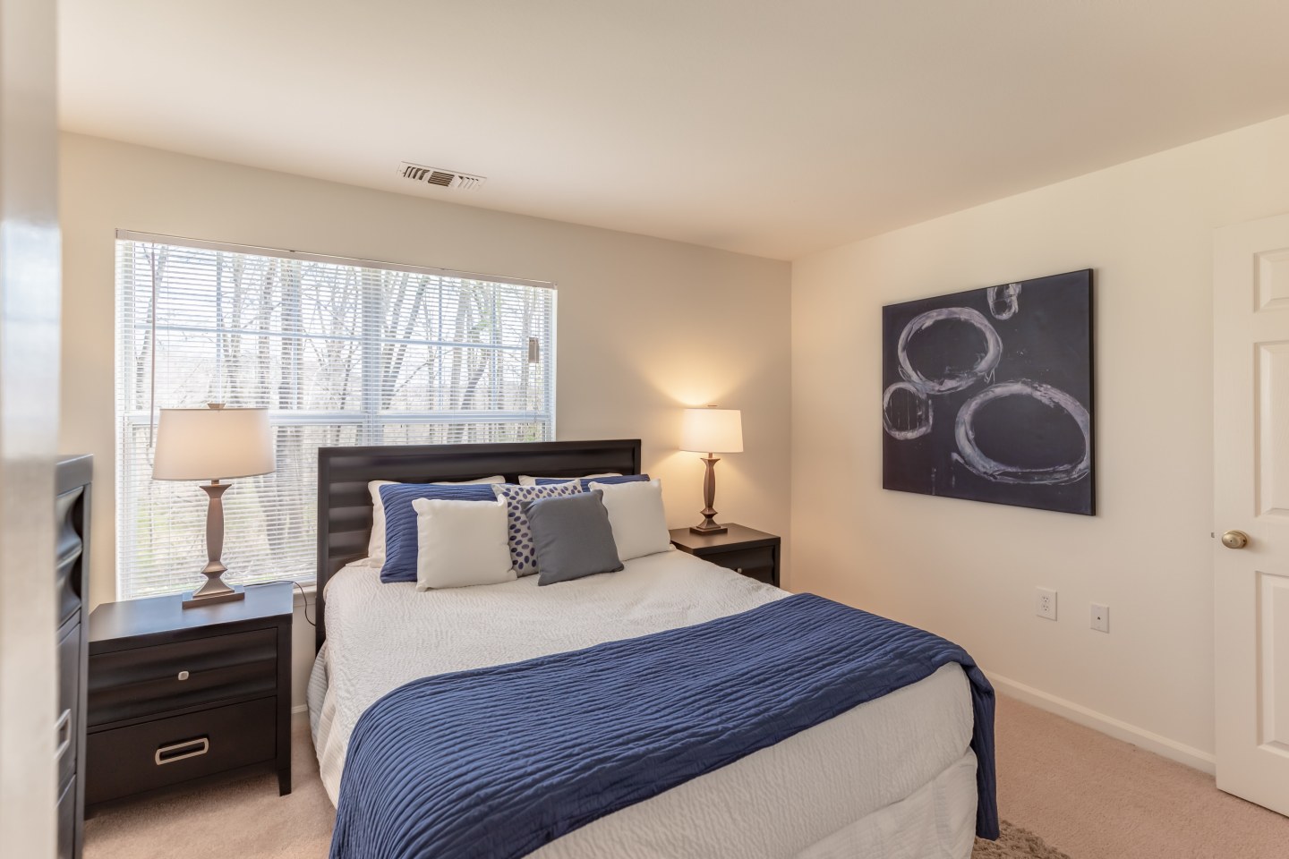 Somerset Pointe Image 2