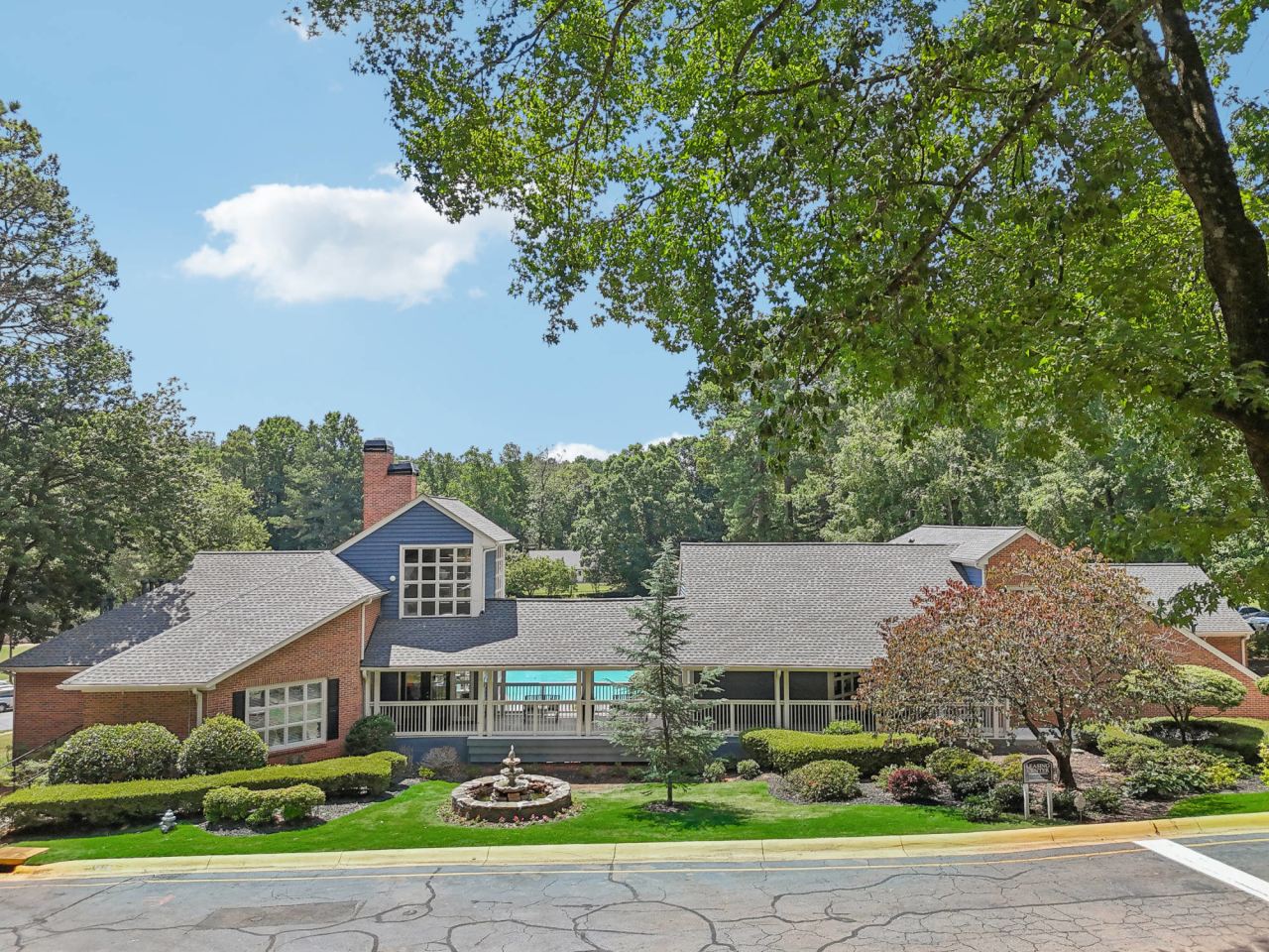 Avondale Village Image 26