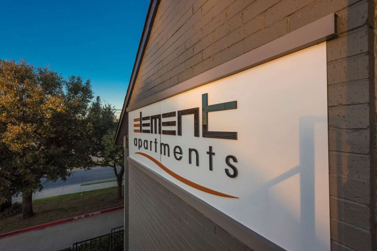 Element Image 30