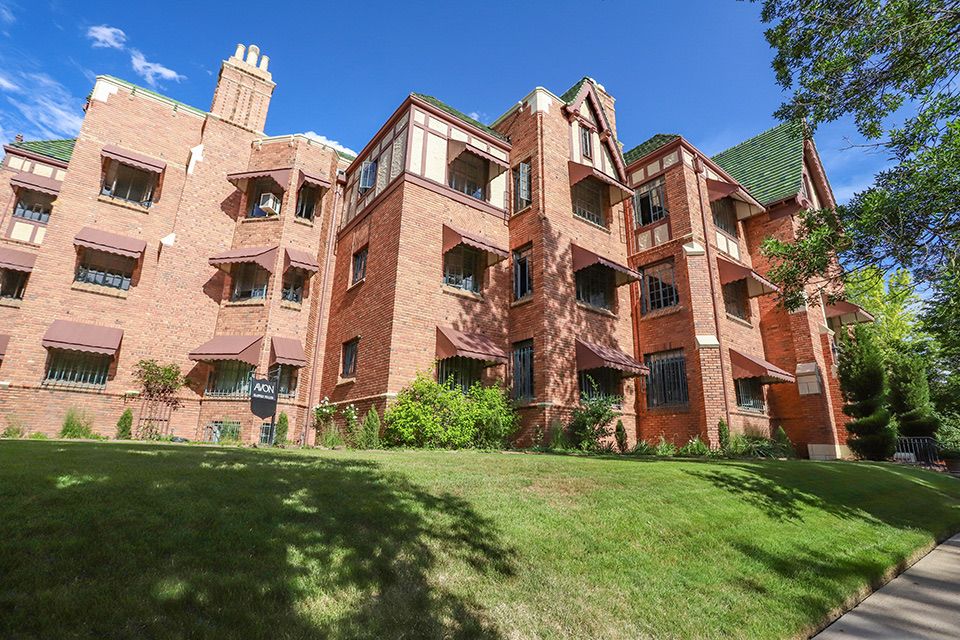 Avon Apartments Image 13