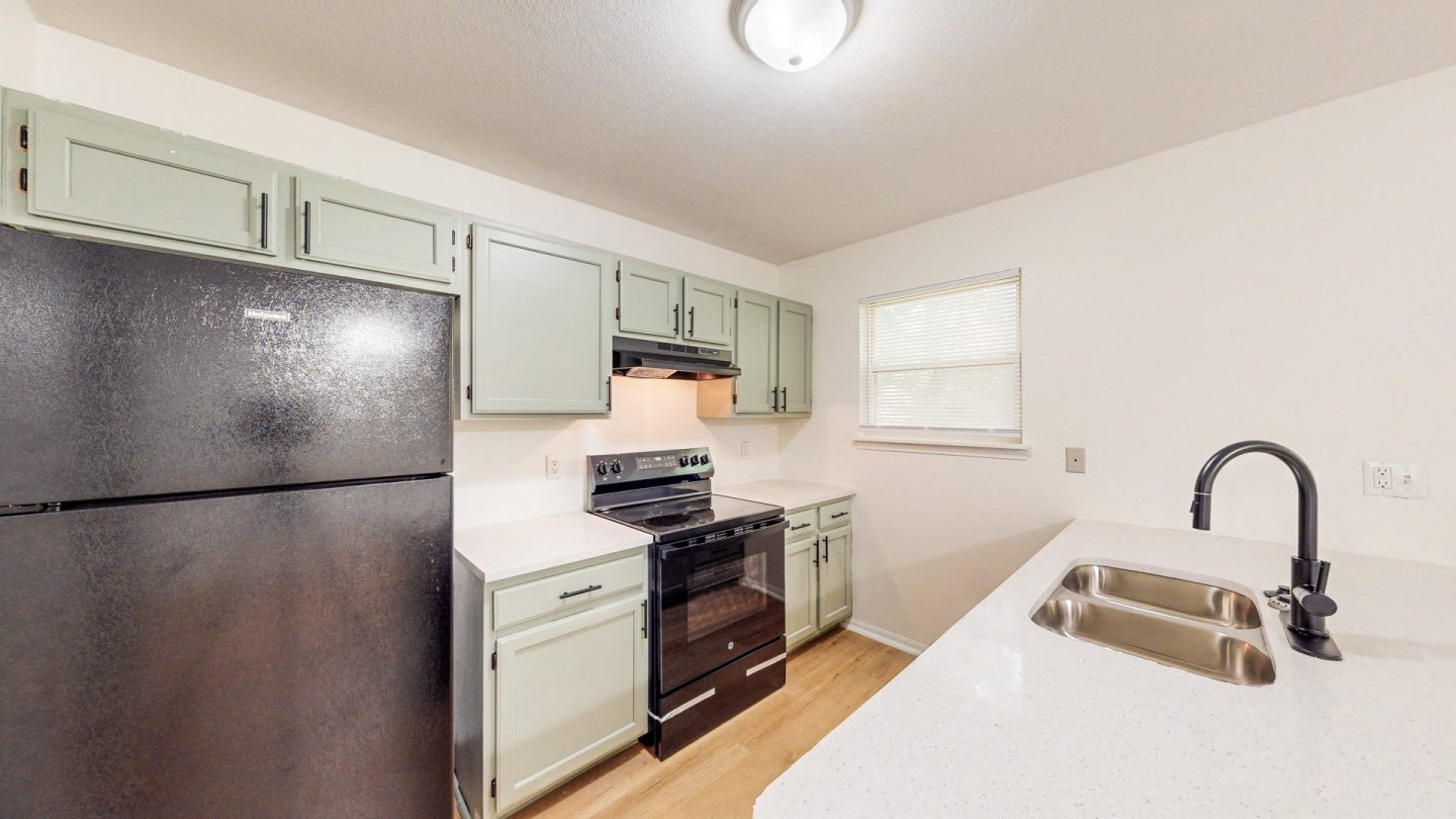 Village Woods Estates Image 16