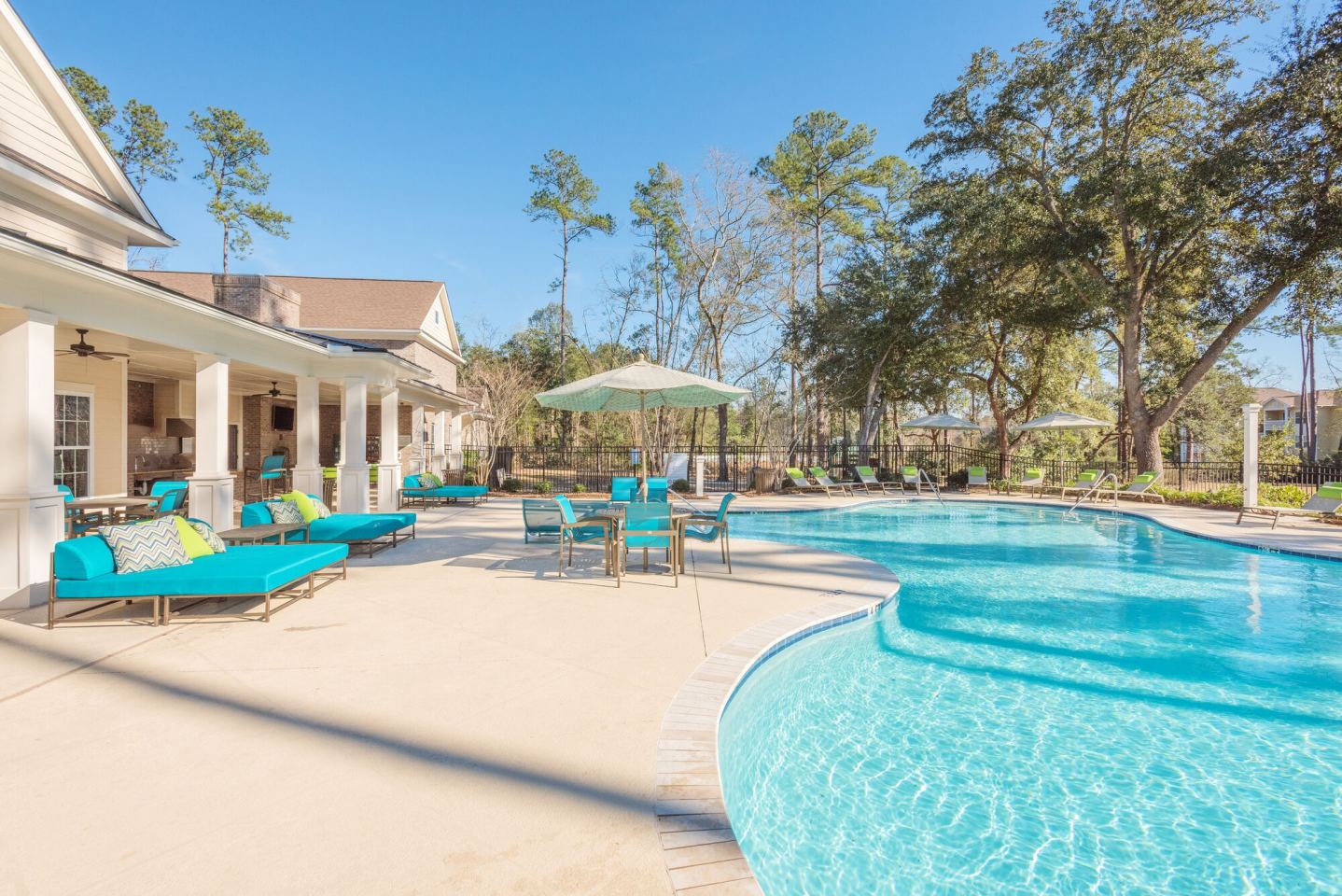 Arbor Village Image 7