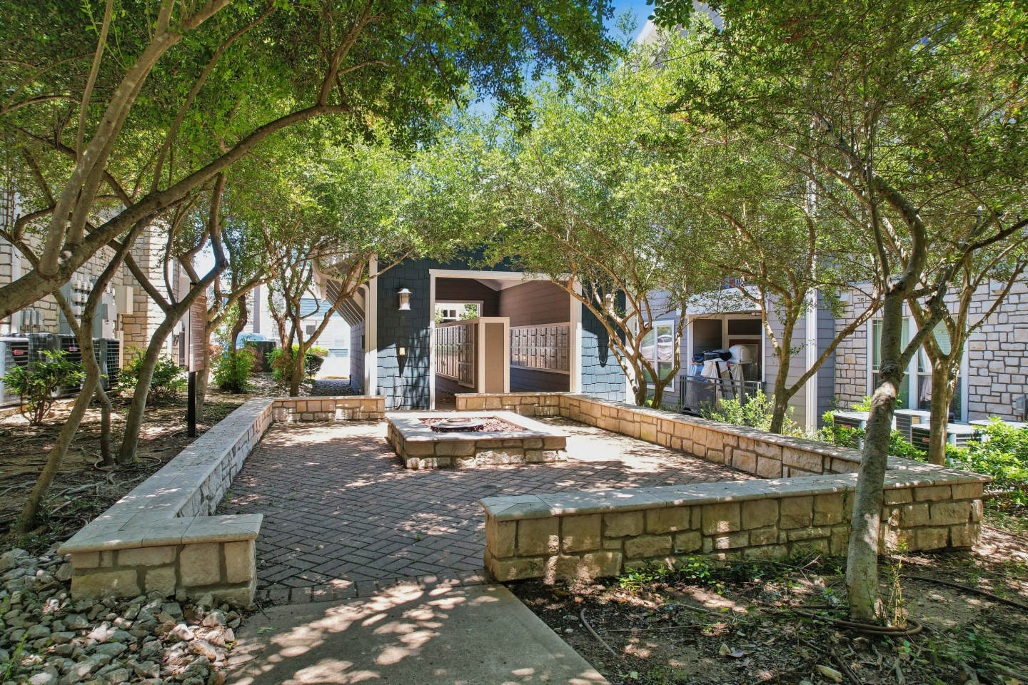 Lakewood Flats Image 6