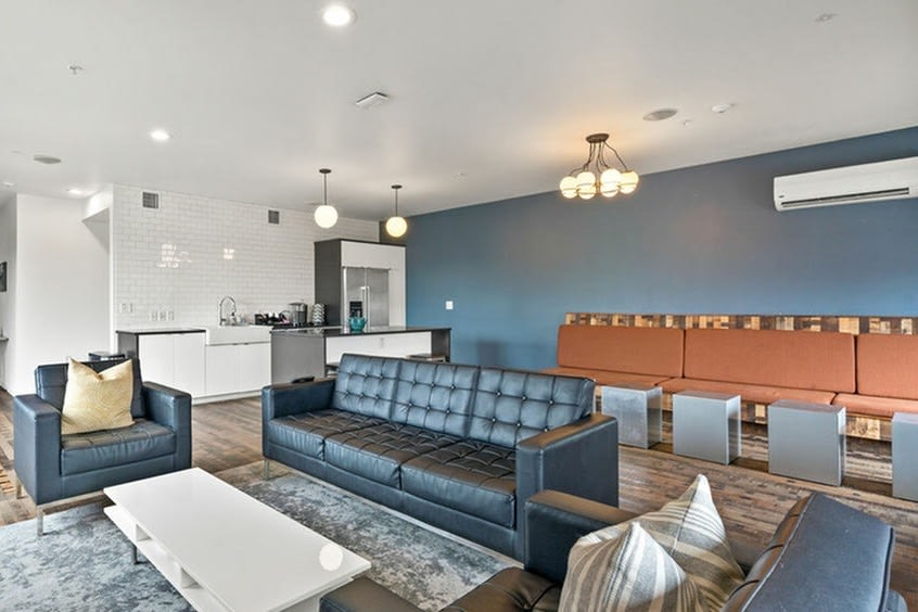 Division Street Lofts Image 16