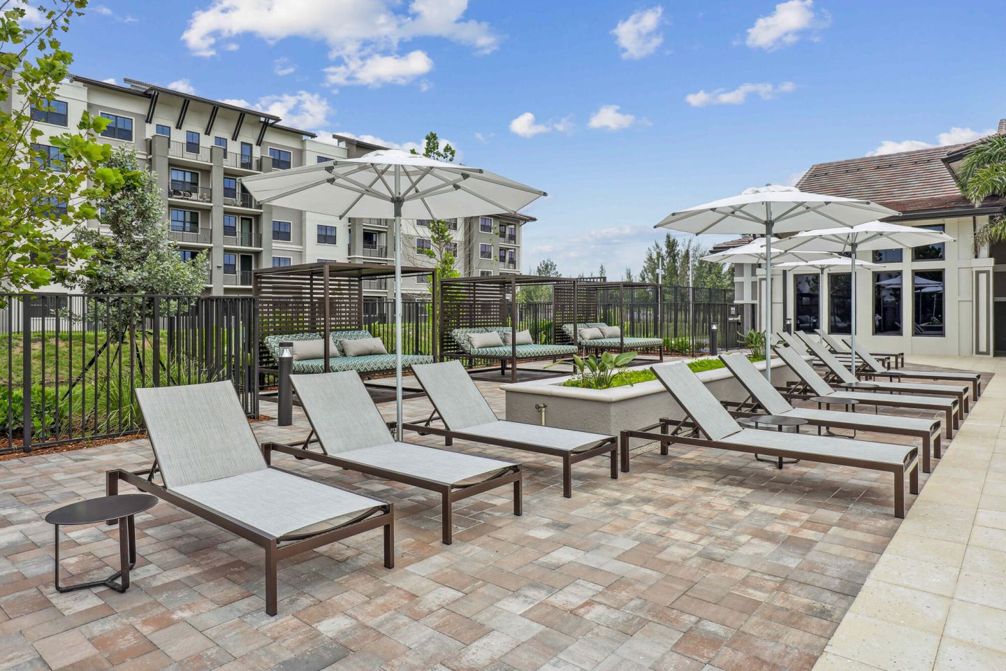 Residences of Highland Image 16