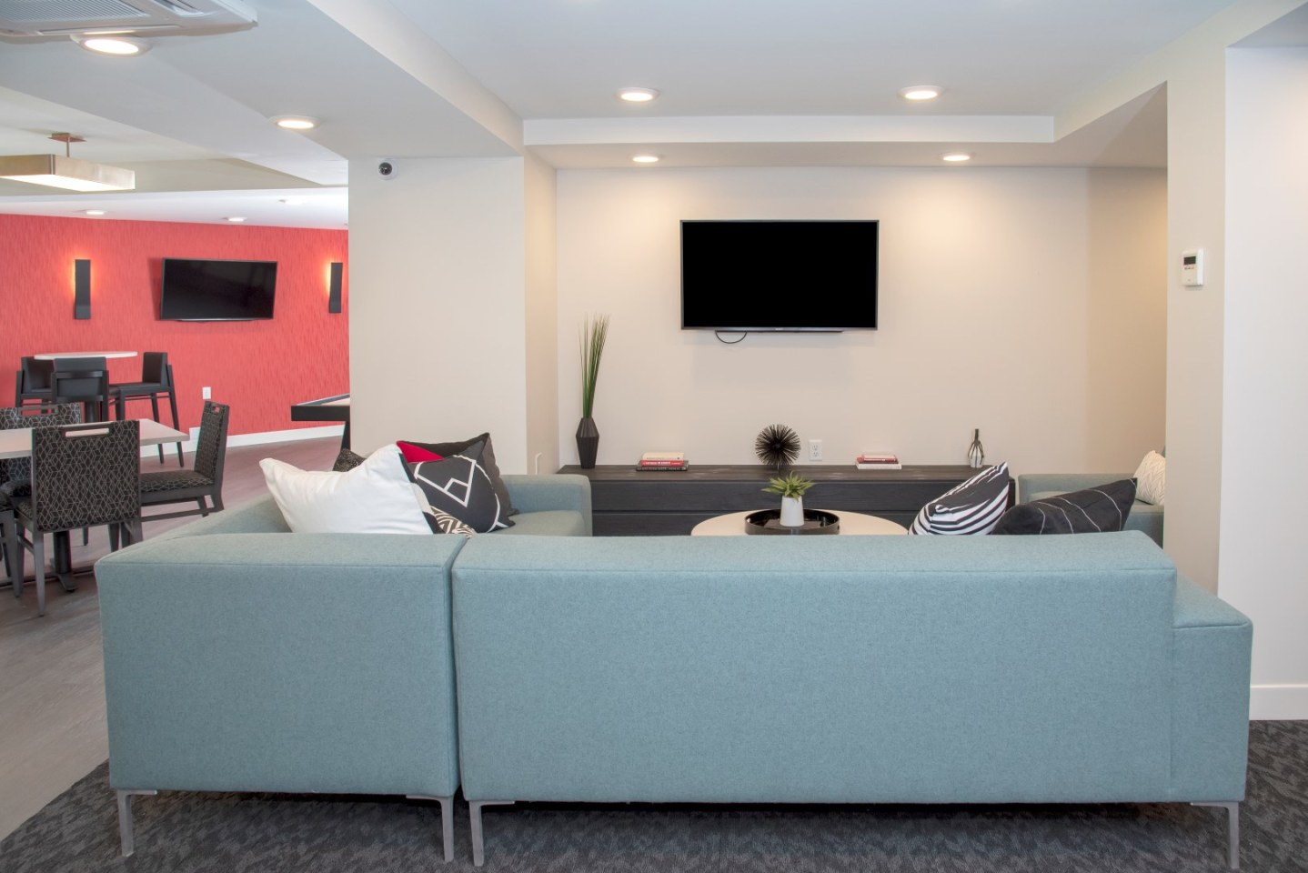 Eagan Place Image 13