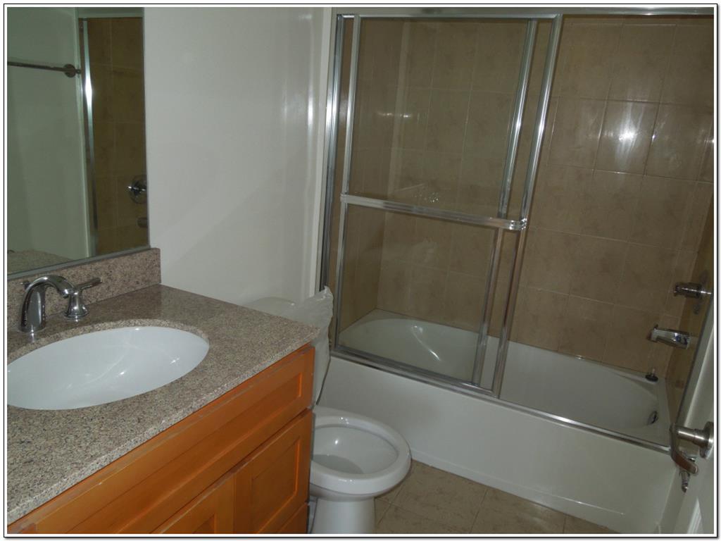 563 N Kenmore Ave Image 21