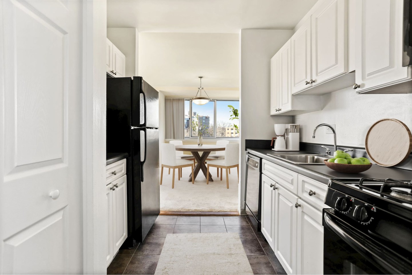 RiverHouse Image 80