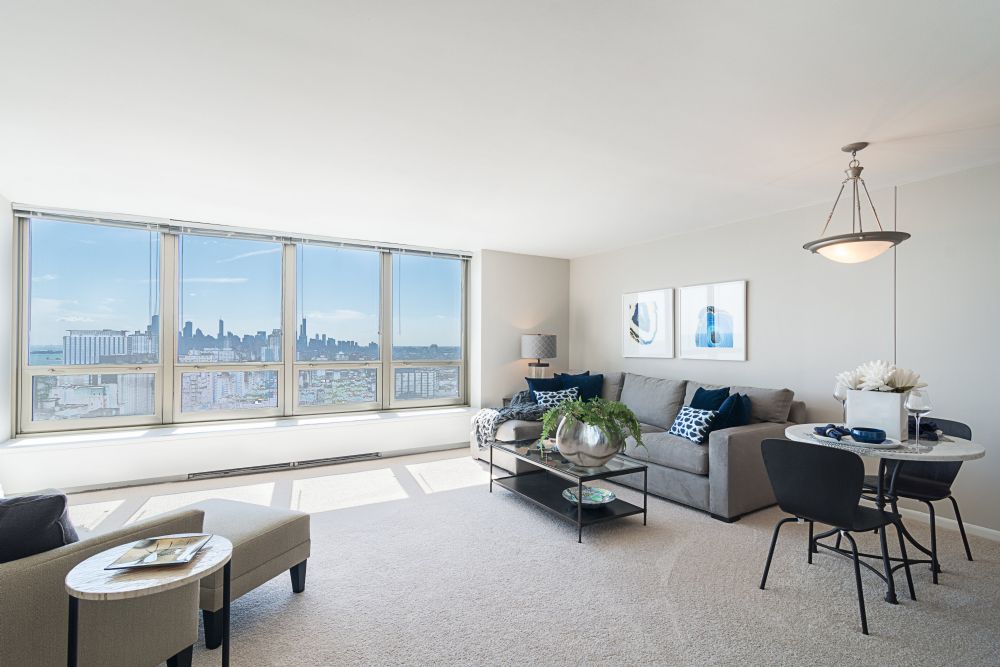 3450 North Lake Shore Drive Image 7
