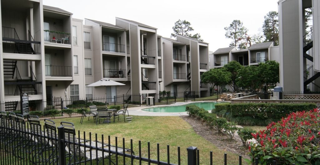 Fountain Woods Apartments Image 13