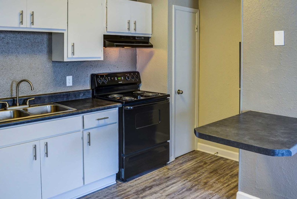 Woodhaven Apartments Image 8