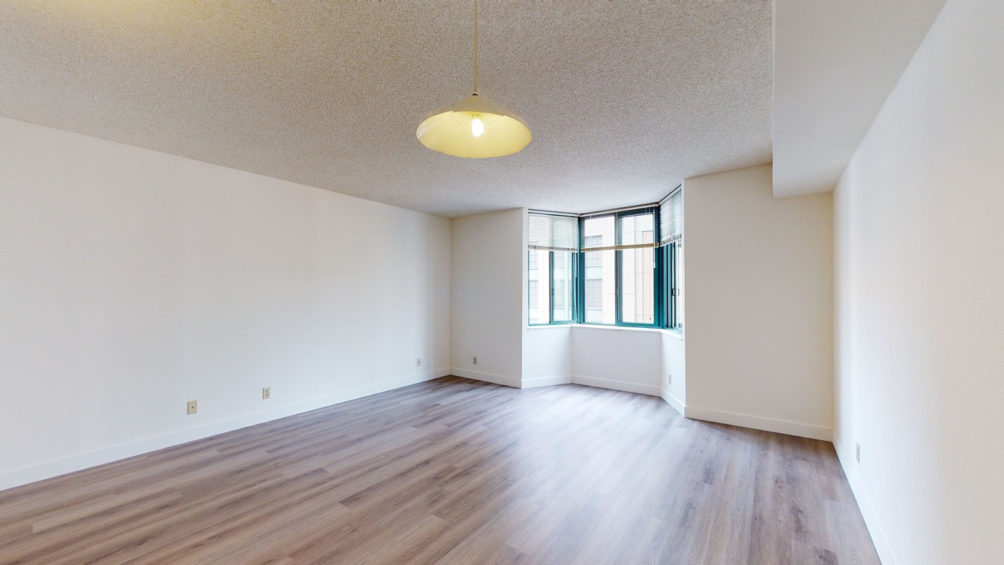 Trinity Towers Apartments Image 39
