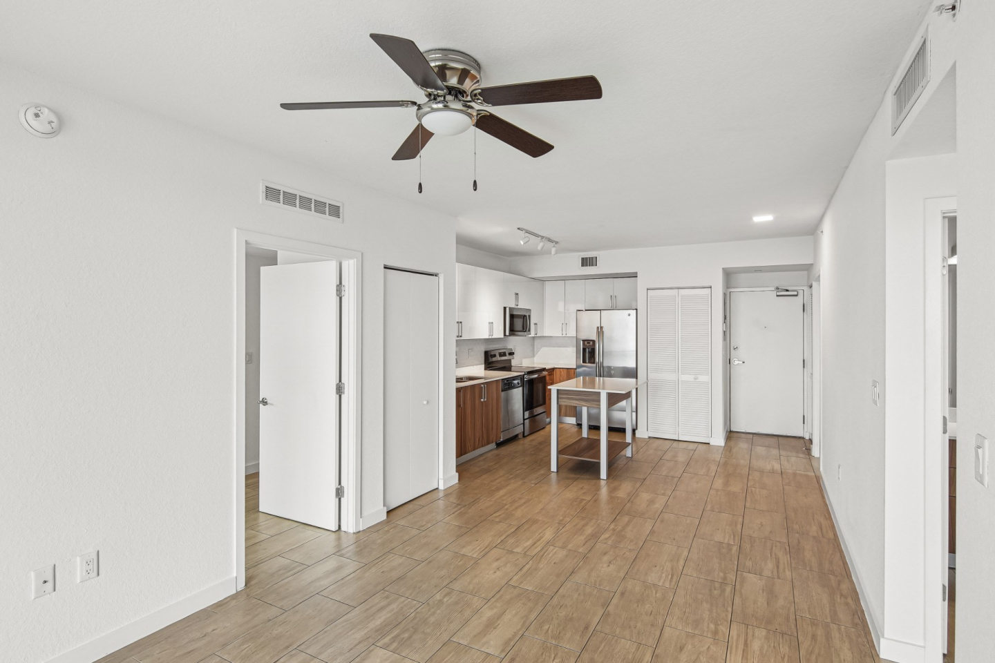 Twenty2 West Image 7