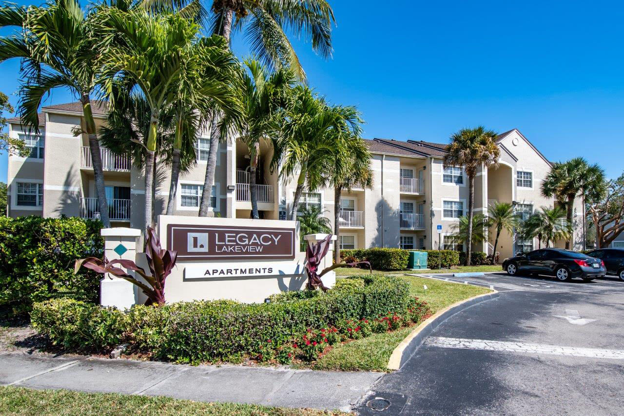 Legacy Lakeview Image 1