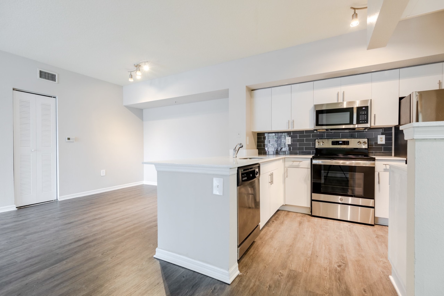 Heritage Bay Image 39