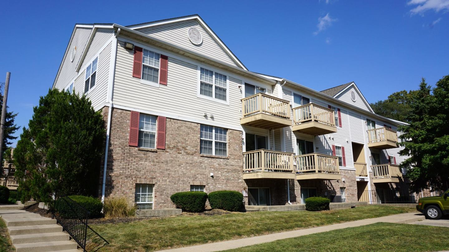 Vantage Pointe Apartments Image 18